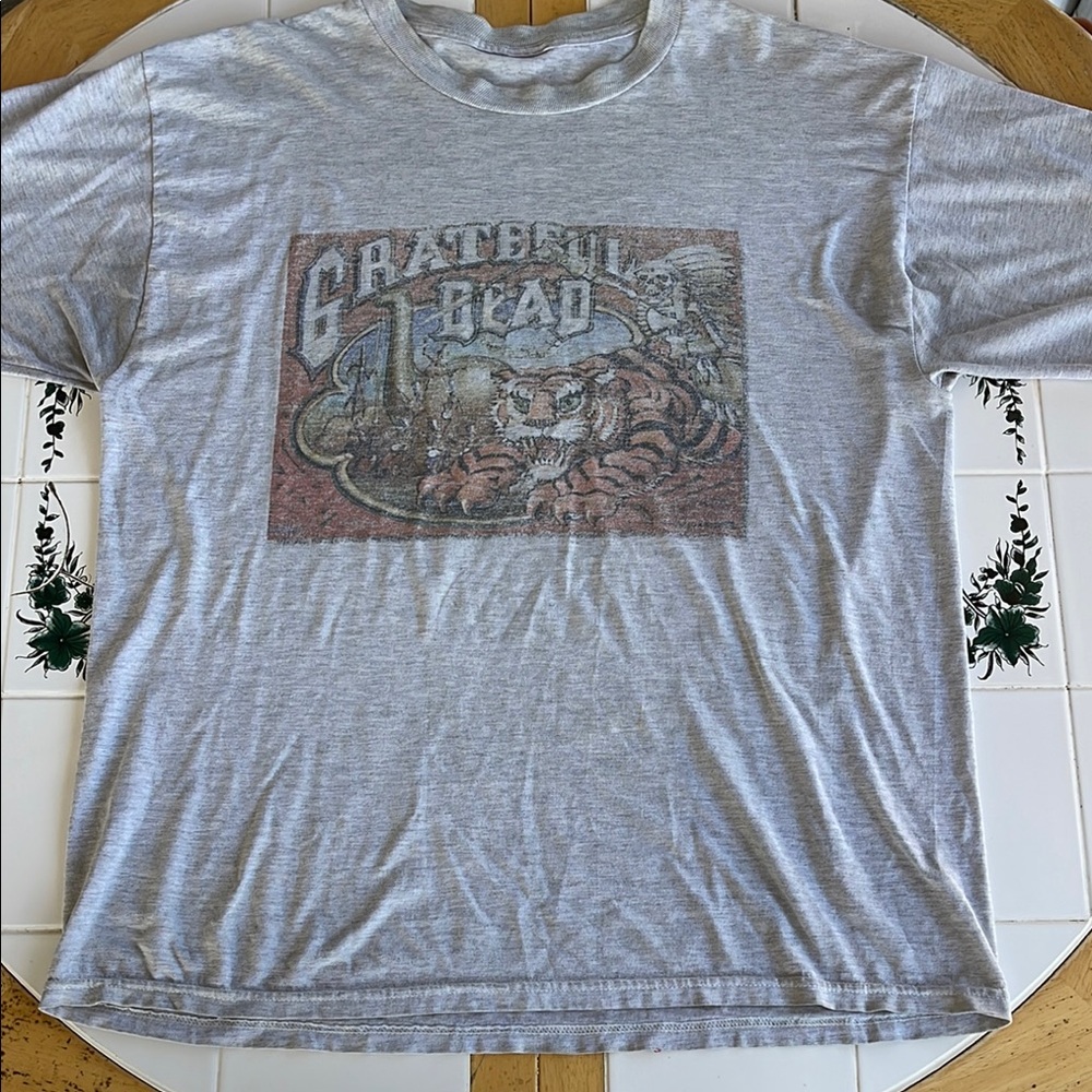 Vintage Grateful Dead Shirt XL Europe 1990 Design